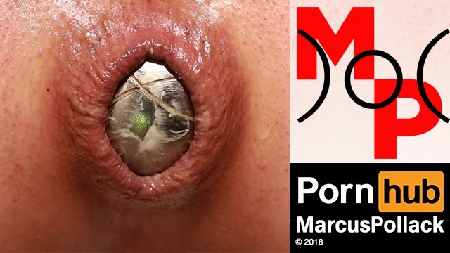 Extrem Close up ass birth