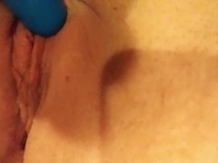 F2M cumming on command - Screenshot 8 of 16 - Toys