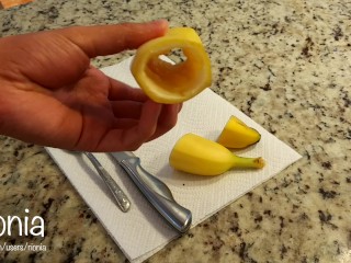 My Banana Peel Masturbation | Rionia