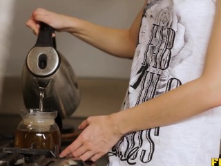 Matin Anal baise pour Serpente Edita