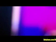 Twerking bouncing my ass