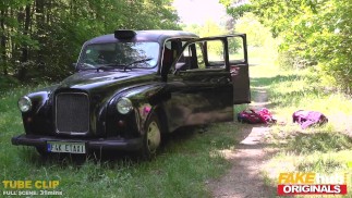 FAKEhub Originals Fake Taxi zu Fake Hostel