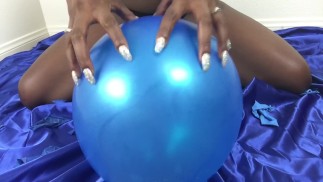 Kassey Starr Nail Balloon Pop
