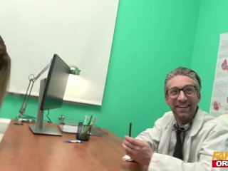 FAKEhub Originals Bloopers, outtakes, laughter & fun on set with hot babes