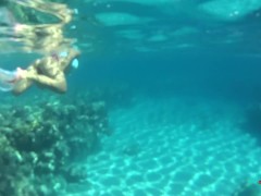 Sea walk - Screenshot 7 of 16 - Big Tits