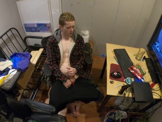 Str8 乡下人被抓到看同性恋色情片 [请加入粉丝俱乐部]