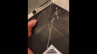 Pissing while fingering myself