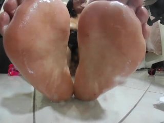 spit her soles  and fuck her ass, milf so hot