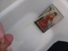 B.B.B.preview: SELEN 's Box Piss (full scene on it's way!) - Screenshot 2 of 16 - Butterbbb