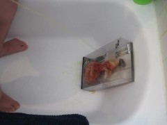 B.B.B.preview: SELEN 's Box Piss (full scene on it's way!) - Screenshot 4 of 16 - Pissing