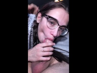 GERMAN SCHOOLGIRL SUCK BIG DICK ON SNAP - MARYVINCXXX