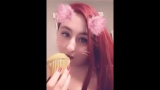 Sexy comiendo con snapchat comida porno