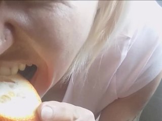 mom, what are you doing? this is not the right way to prepare an orangedrin