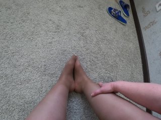 ASMR. Plump Legs Put on_Nylon Tights. Foot_Fetish POV.