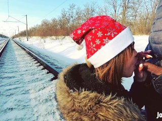 Winter Outdoor Amateur Blowjob on theRailway