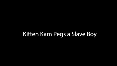 ¡Mira Kitten Kam Peg su Slave boy! Video completo disponible para descargar!