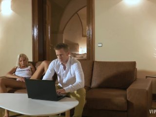 LETSDOEIT - GirlFriend Wakes Up in the Mood for Some Good Dick