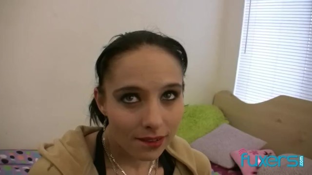 Petite Amateur Bridgette Powell