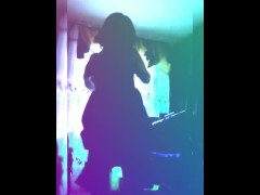 Shadow dance milf - Screenshot 11 of 16 - Milf