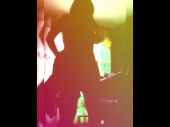 Shadow dance milf - Screenshot 13 of 16 - Sexy Dance