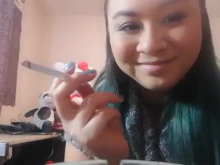 Smoking with Hello Kitty MissDeeNicotine_Loves Belmont_Cigarettes