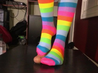 Cockbox Trample In Knee High Rainbow_Socks & Sit Down Gloryhole Creampie