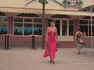 My Sex Red Dress_Is PerfectTo Flashing in Public