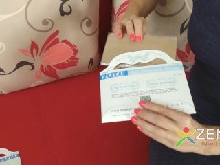 Seamless nylon gloves for sex games