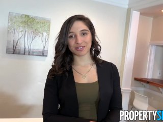 PropertySex - College student fucks agent with amazing ass screenshot number 2