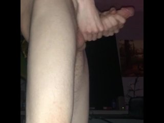 18 year old 8 inch cock late night solo huge cumshot