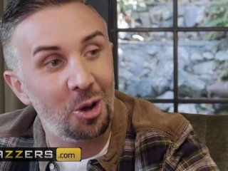 Brazzers - Step daughter Emma Hix wants her daddys big cock screenshot number 0