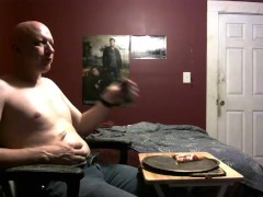 piggy eating a whole pizza 2/16/19