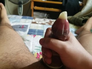 Lleno De Leche El Condón / Filling Condom with my Cum