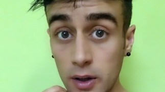 Инопланетянин внутри моего живота пытается родить - фетиш выпуклости живота