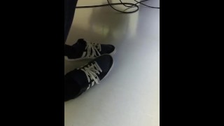 Vídeo de shoeplay 015: Adidas Shoeplay at Work