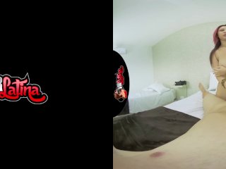 VRLatina.com - Big Bouncy Boobsin 5KVR