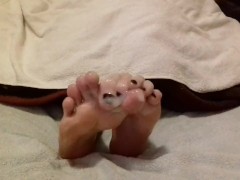 Spreading thick cum between my toes - cum on feet