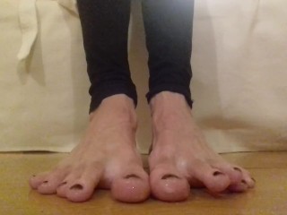 Rubbing Cum on my Feet and Soles - Cum on Feet