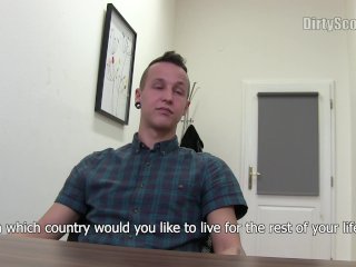 Bigstr - Straight guy looking for job found a big cock