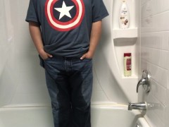 Relaxing Tub Pee