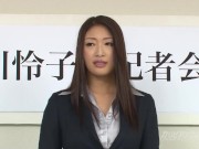 Preview 2 of 【無】議員候補のHな裏事情 パート1 Reiko Kobayakawa