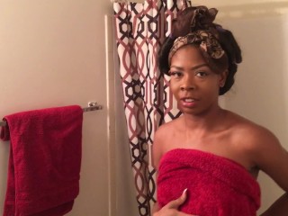 Secret_Desiire Spied on while in the Shower
