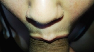 Close Up Foreskin Přehrát Blowjob Jerking Off On My Lips & Cum na mém jazyc
