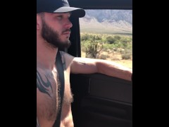 Hung & Bearded #JeepLife - Screenshot 10 of 16 - Kink