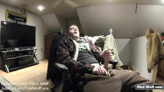 ¡Flint-Wolf.com es el mejor desafío diario de jerk off! día cincuenta y cin