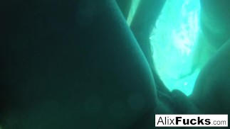 Underwater lesbian fun with Alix and Jenna