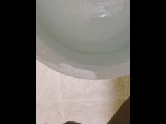Messy toilet piss spray
