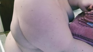 SSBBW Housewife Does The Laundry Naked