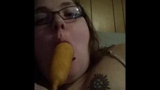 me sucking a corndog 