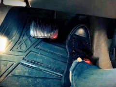 Pedal pumping while masturbating